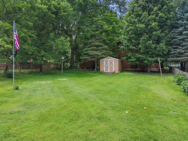 68 Oakwood STREET, Williams Bay, WI 53191