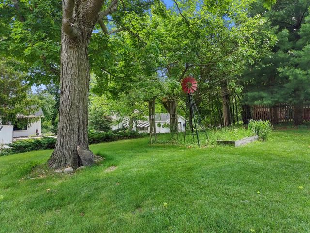 68 Oakwood STREET, Williams Bay, WI 53191