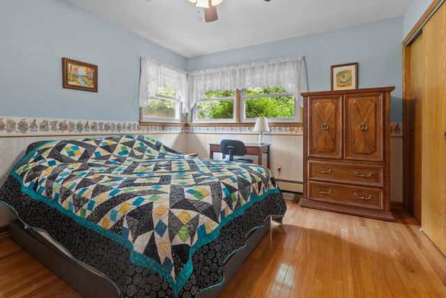 68 Oakwood STREET, Williams Bay, WI 53191