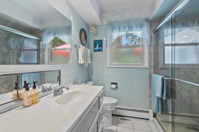 68 Oakwood STREET, Williams Bay, WI 53191