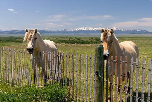 22 Porcupine, Wilsall, MT 59086