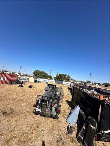 Vac vic 16th STE Avenue Q, Palmdale, CA 93550