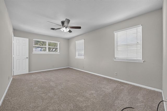 5900 Whitman Avenue, Fort Worth, TX 76133