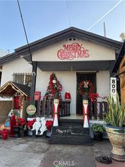 800 W 97th, Los Angeles, CA 90044