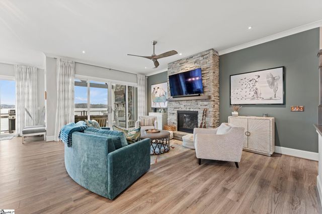 421 Lakestone Court, Seneca, SC 29672