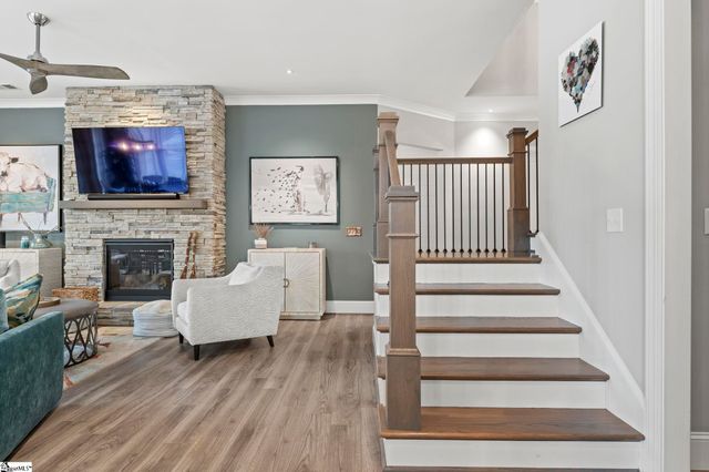 421 Lakestone Court, Seneca, SC 29672