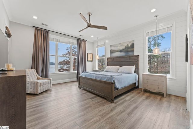 421 Lakestone Court, Seneca, SC 29672