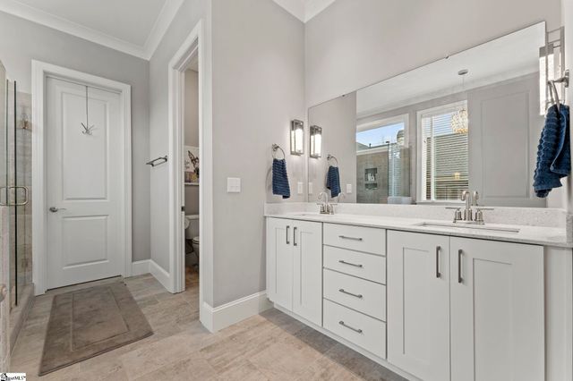 421 Lakestone Court, Seneca, SC 29672