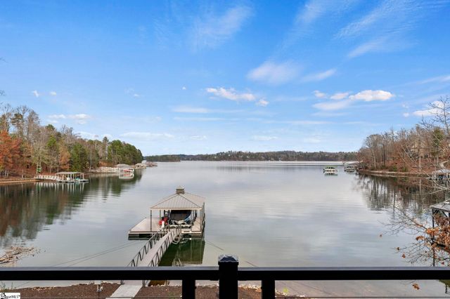 421 Lakestone Court, Seneca, SC 29672