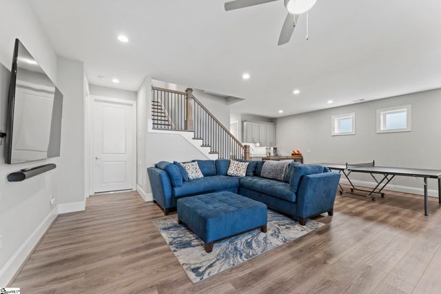 421 Lakestone Court, Seneca, SC 29672