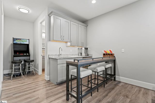 421 Lakestone Court, Seneca, SC 29672