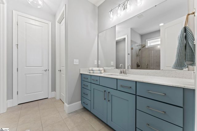 421 Lakestone Court, Seneca, SC 29672