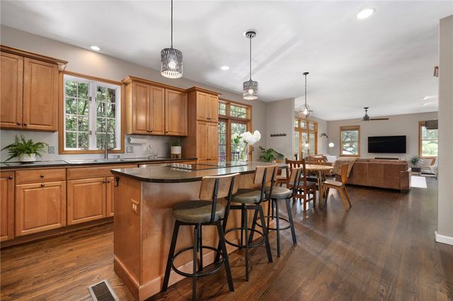 4 Stonecarry Way, East Greenwich, RI 02818