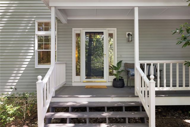 4 Stonecarry Way, East Greenwich, RI 02818