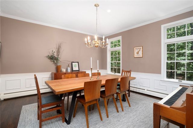4 Stonecarry Way, East Greenwich, RI 02818