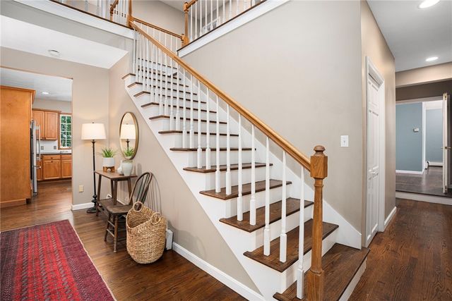 4 Stonecarry Way, East Greenwich, RI 02818
