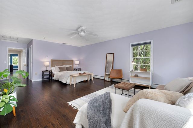 4 Stonecarry Way, East Greenwich, RI 02818