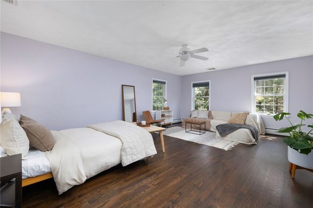 4 Stonecarry Way, East Greenwich, RI 02818