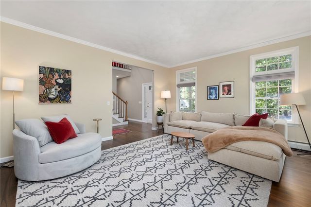 4 Stonecarry Way, East Greenwich, RI 02818