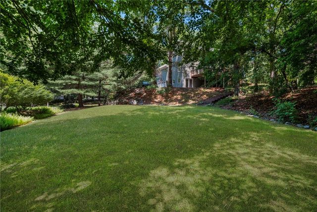 4 Stonecarry Way, East Greenwich, RI 02818