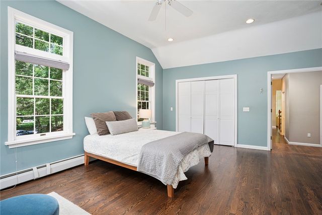 4 Stonecarry Way, East Greenwich, RI 02818