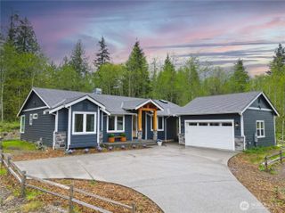 6137 404th Lane SE, Snoqualmie, WA 98065