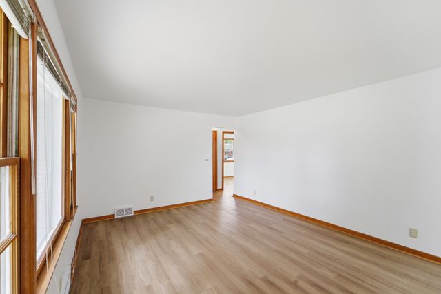 1809 E 31st Street, Des Moines, IA 50317