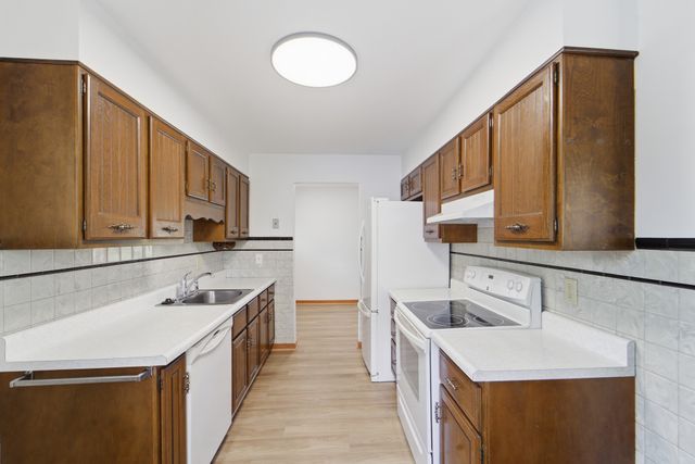 1809 E 31st Street, Des Moines, IA 50317