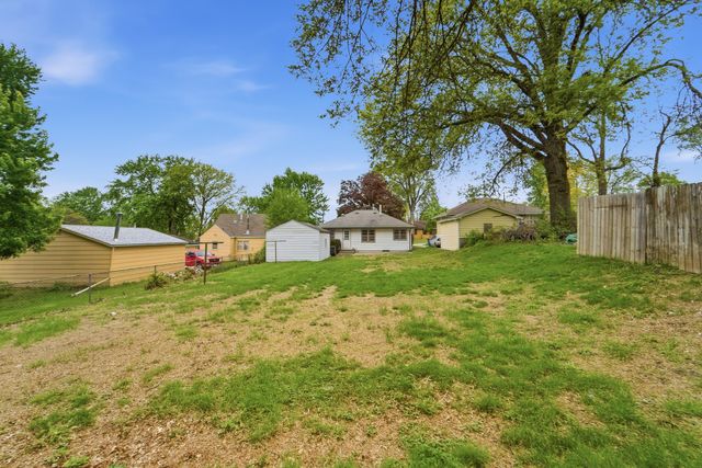 1809 E 31st Street, Des Moines, IA 50317