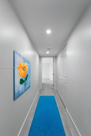 137 Golden Isles Dr 305, Hallandale Beach, FL 33009