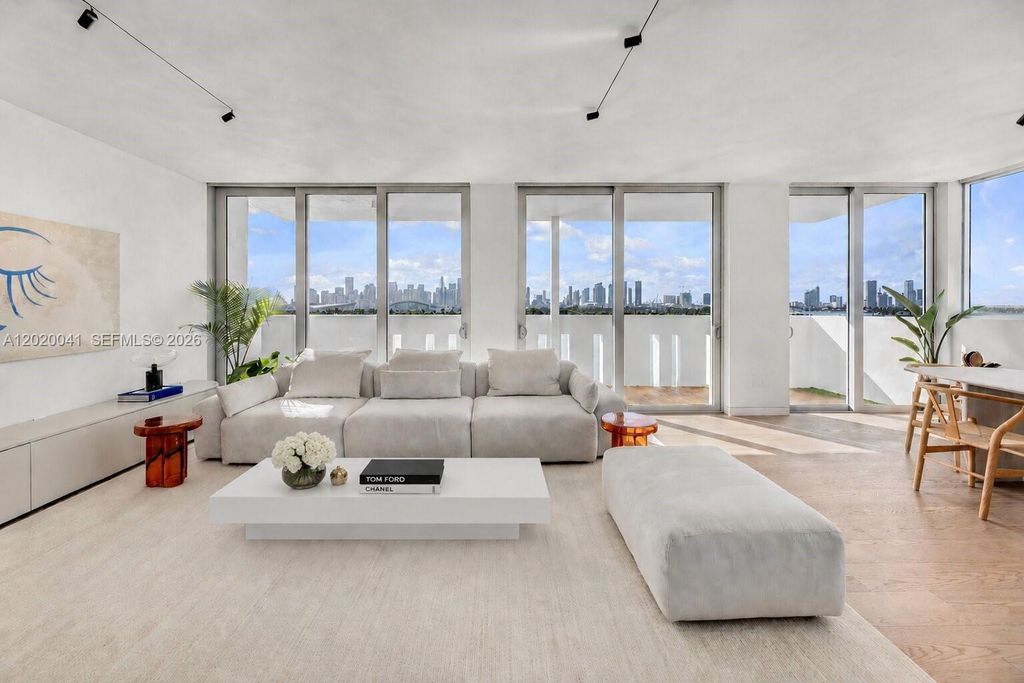 800 West Ave PH11, Miami Beach, FL 33139