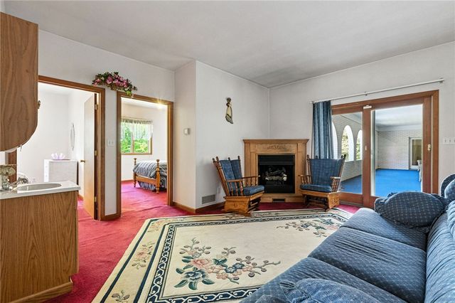 341 Paris Colliers Road, Hanover Twp, PA 15021