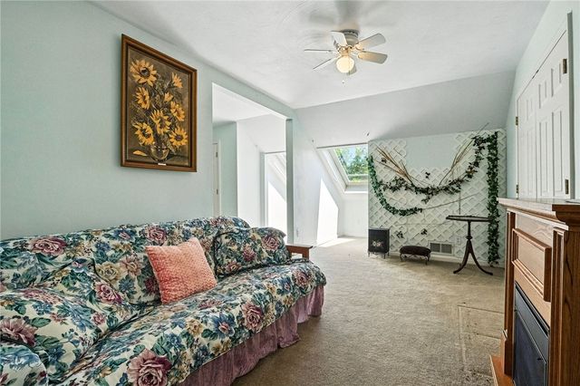 341 Paris Colliers Road, Hanover Twp, PA 15021