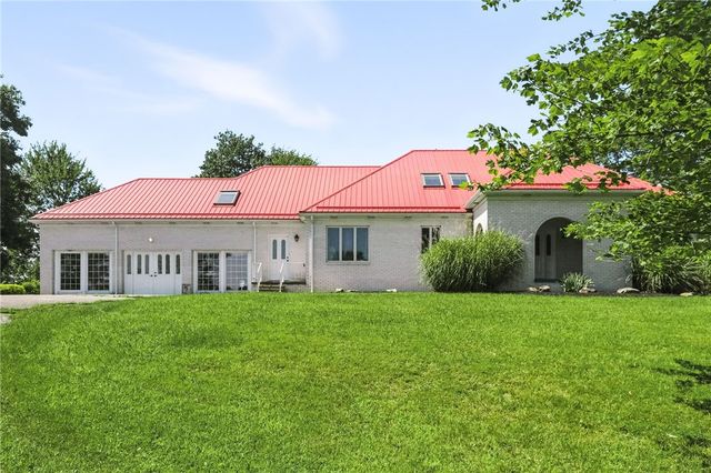341 Paris Colliers Road, Hanover Twp, PA 15021