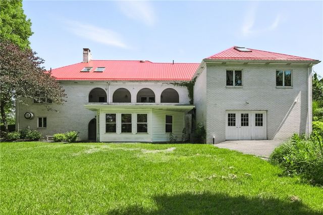 341 Paris Colliers Road, Hanover Twp, PA 15021