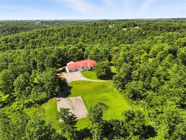 341 Paris Colliers Road, Hanover Twp, PA 15021