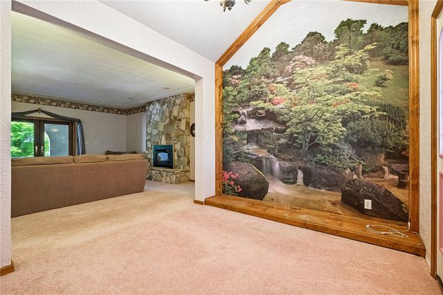 341 Paris Colliers Road, Hanover Twp, PA 15021