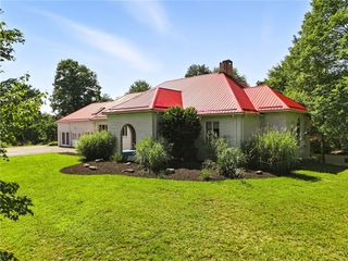 341 Paris Colliers Road, Hanover Twp, PA 15021