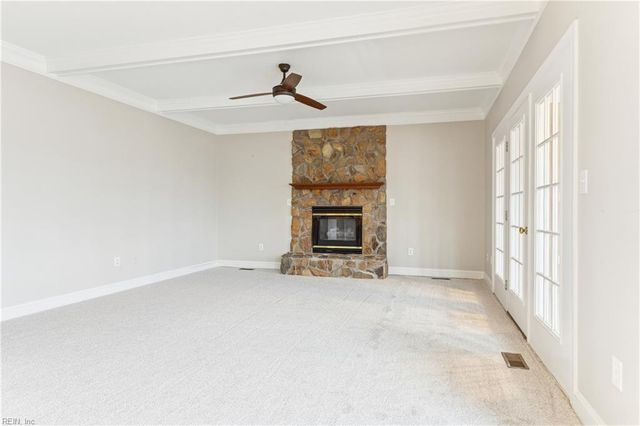 6 Channel LN, Hampton, VA 23664