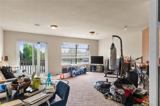 5912 W Hefner Road 5, Oklahoma City, OK 73162