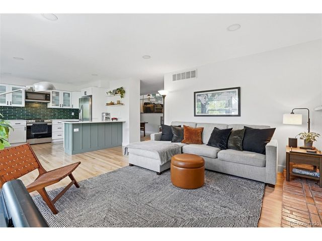 7923 S Trenton St, Centennial, CO 80112
