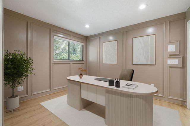 2 Crescent Falls Court, The Woodlands, TX 77381