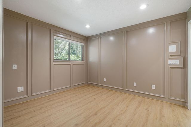 2 Crescent Falls Court, The Woodlands, TX 77381