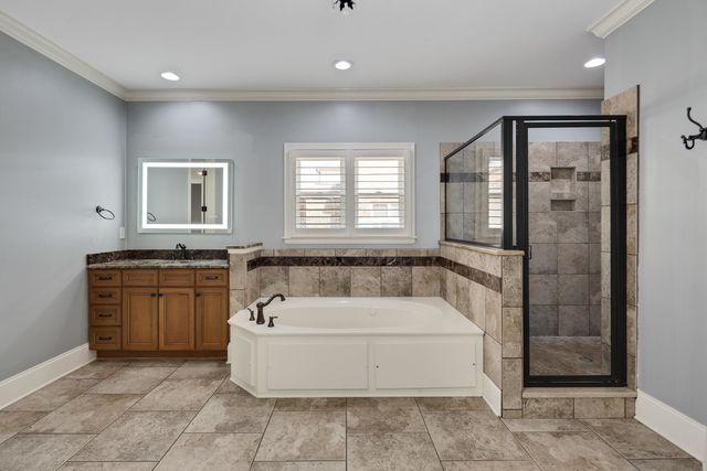 4313 MOUNT GILLESPIE DR, Lakeland, TN 38002