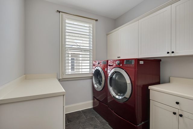 4313 MOUNT GILLESPIE DR, Lakeland, TN 38002