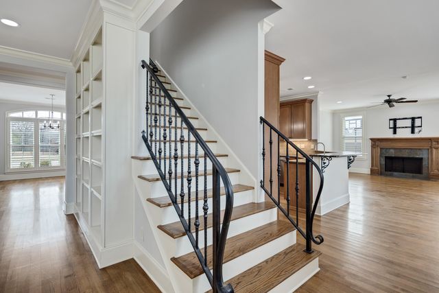 4313 MOUNT GILLESPIE DR, Lakeland, TN 38002