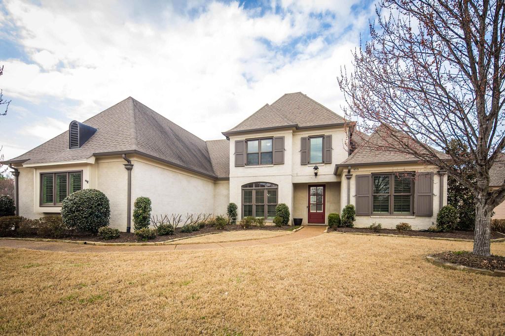 4313 MOUNT GILLESPIE DR, Lakeland, TN 38002