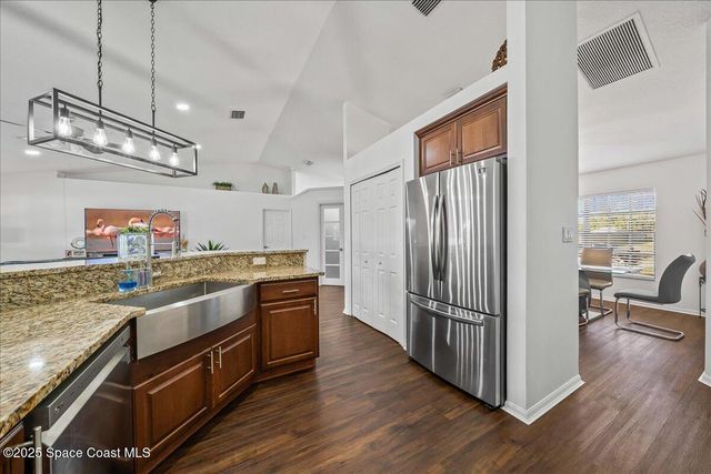 451 Alesio Avenue SE, Palm Bay, FL 32909