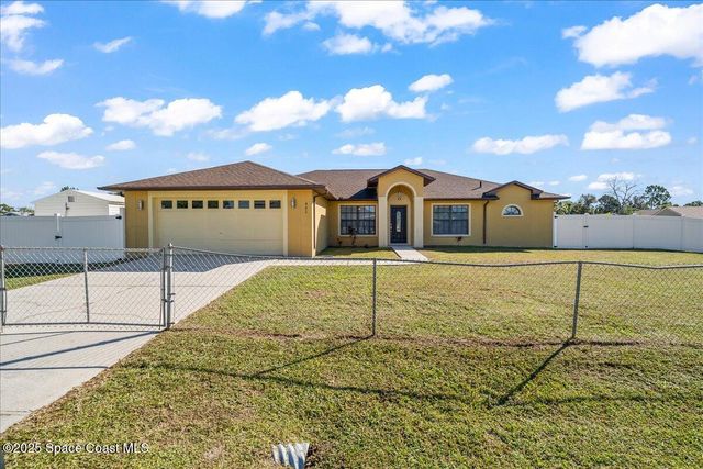 451 Alesio Avenue SE, Palm Bay, FL 32909