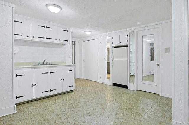 1 Cairngorm Road, New City, NY 10956